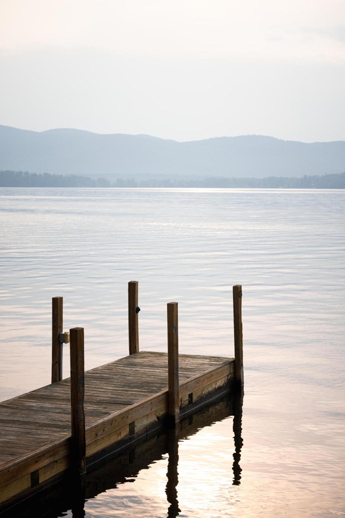 The Inn At Erlowest Lake George Exteriör bild