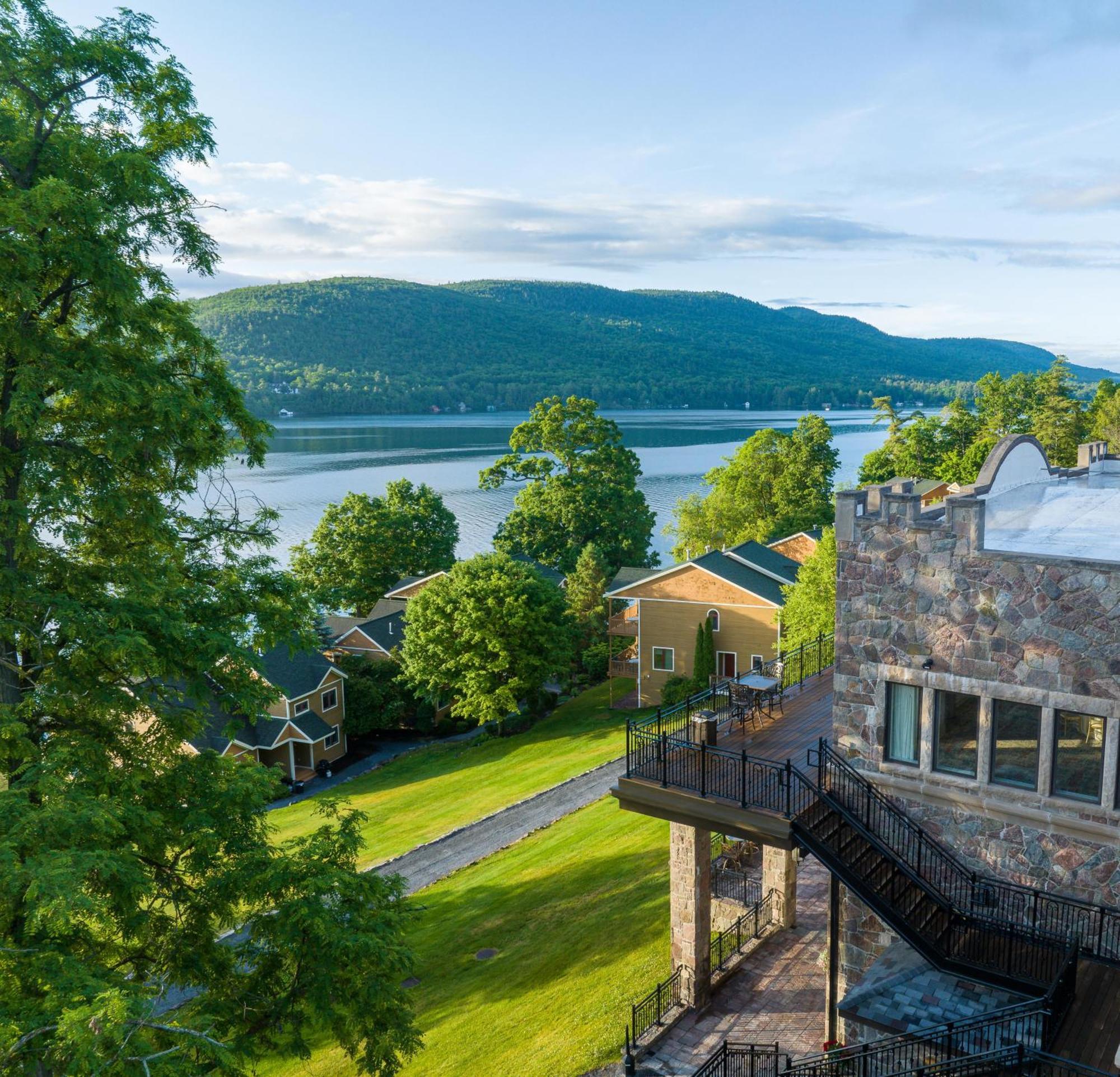 The Inn At Erlowest Lake George Exteriör bild