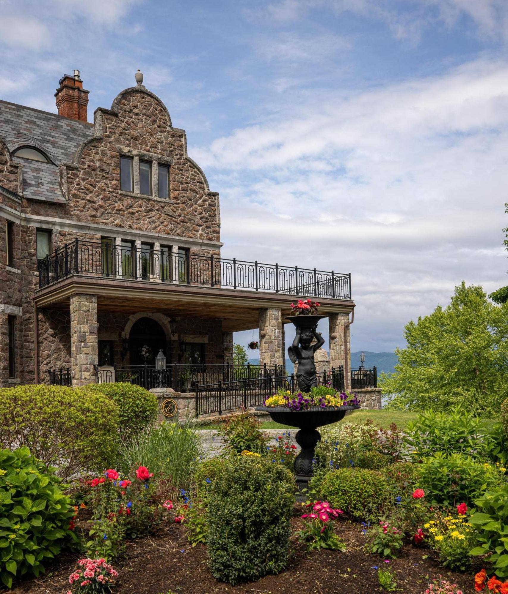 The Inn At Erlowest Lake George Exteriör bild